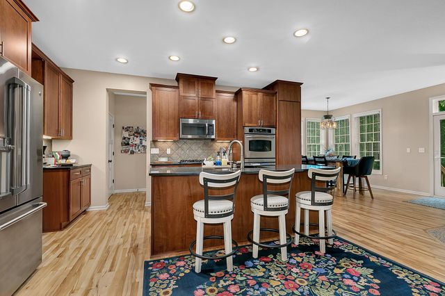 3373 Couchtown Path, Rosemount, MN 55068