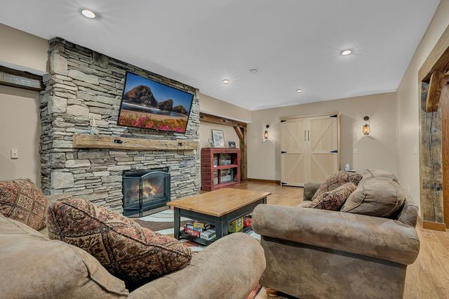 3373 Couchtown Path, Rosemount, MN 55068