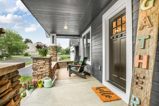 3373 Couchtown Path, Rosemount, MN 55068