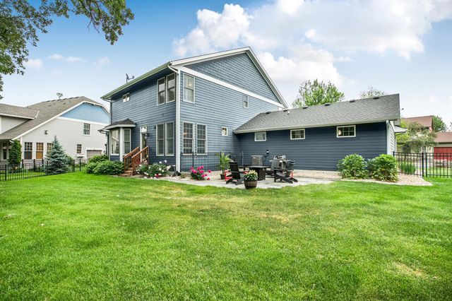 3373 Couchtown Path, Rosemount, MN 55068
