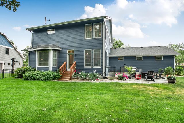 3373 Couchtown Path, Rosemount, MN 55068