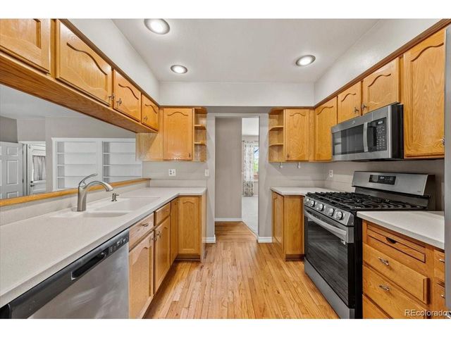5477 S Cimarron Rd, Littleton, CO 80123