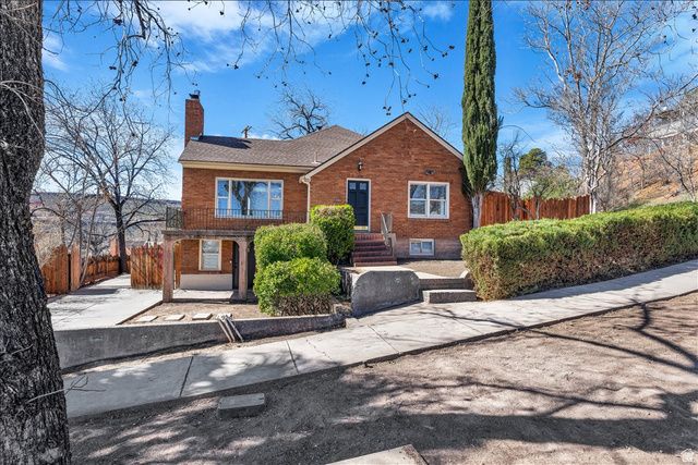 239 N MAIN ST, St. George, UT 84770