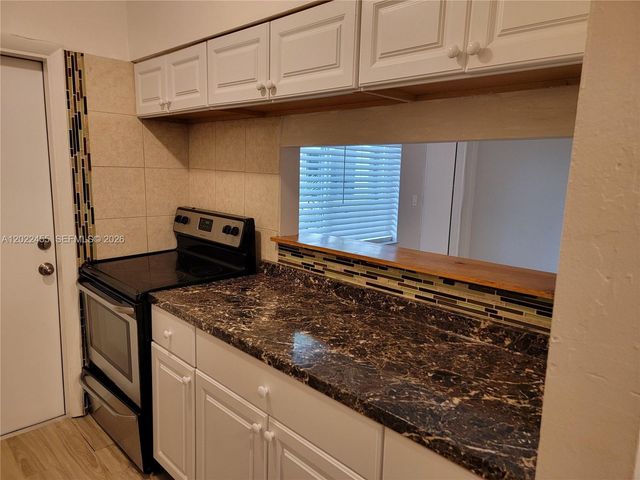835 Lenox Ave 303, Miami Beach, FL 33139