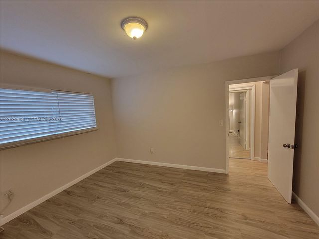 835 Lenox Ave 303, Miami Beach, FL 33139