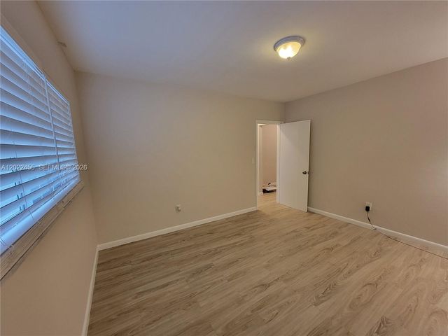 835 Lenox Ave 303, Miami Beach, FL 33139