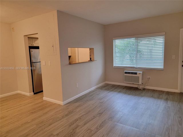 835 Lenox Ave 303, Miami Beach, FL 33139