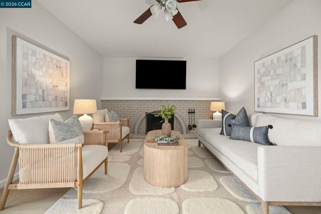 1727 Berrywood Ct, Concord, CA 94521