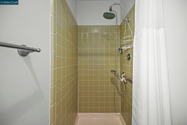 1727 Berrywood Ct, Concord, CA 94521