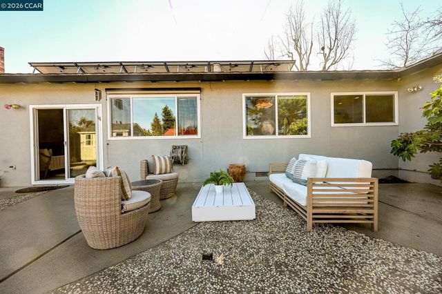 1727 Berrywood Ct, Concord, CA 94521