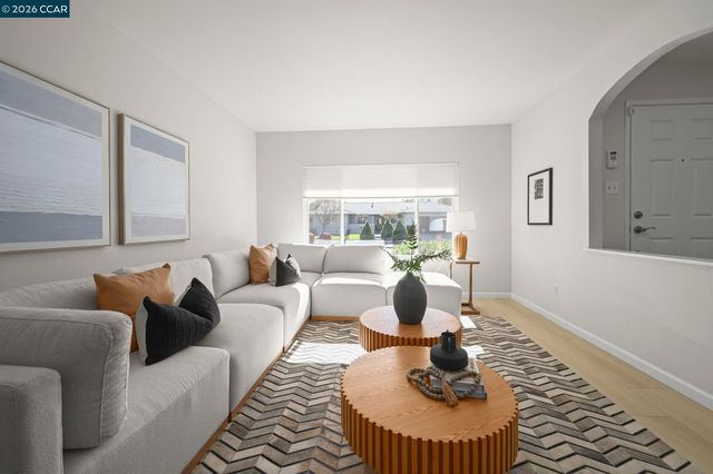 1727 Berrywood Ct, Concord, CA 94521