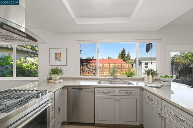 1727 Berrywood Ct, Concord, CA 94521