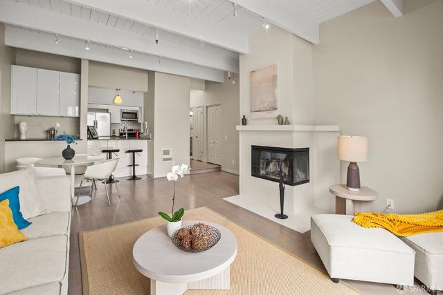 1960 Hayes Street 13, San Francisco, CA 94117