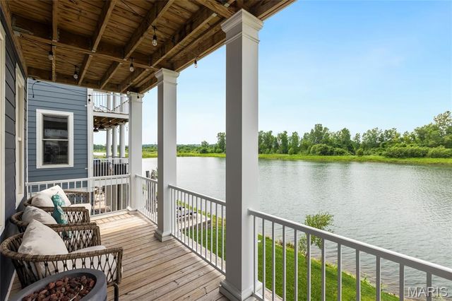 134 Suntan Way, St Charles, MO 63301
