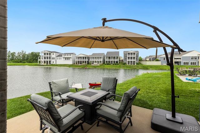 134 Suntan Way, St Charles, MO 63301