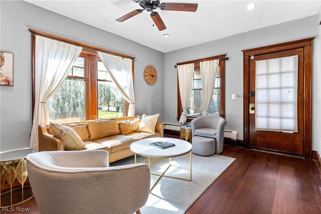 12404 Larchmere Boulevard, Cleveland, OH 44120