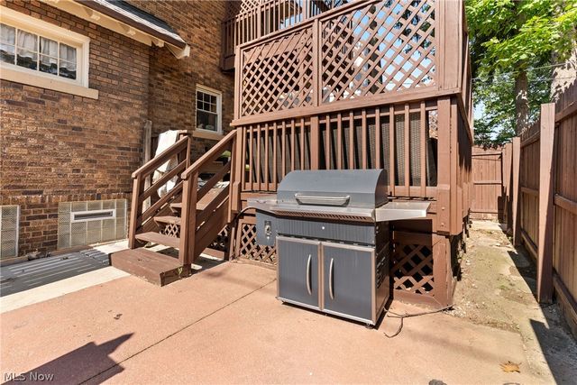 12404 Larchmere Boulevard, Cleveland, OH 44120