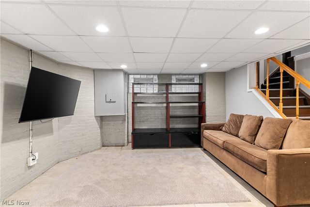 12404 Larchmere Boulevard, Cleveland, OH 44120