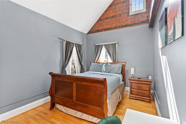 12404 Larchmere Boulevard, Cleveland, OH 44120