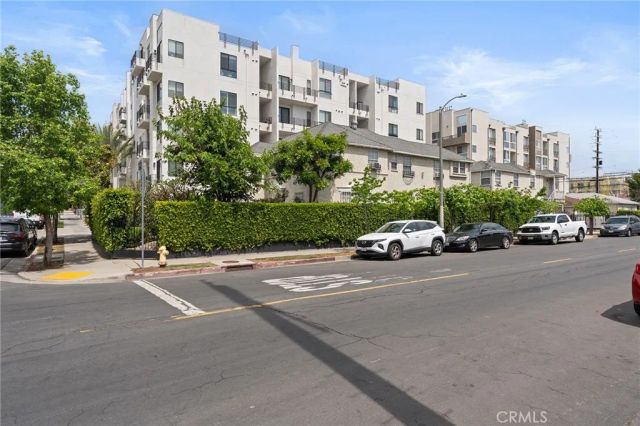 1056 S Serrano, Los Angeles, CA 90006