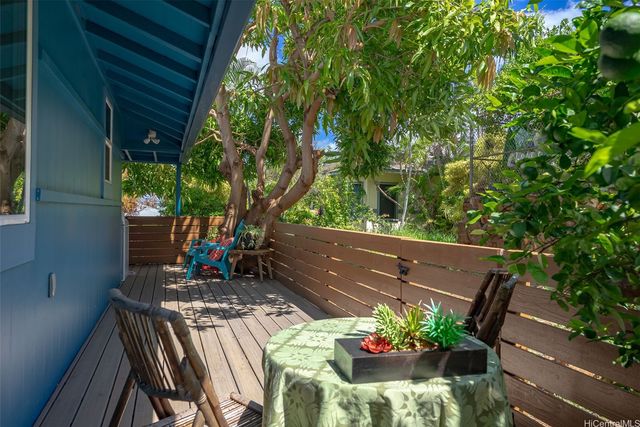3622 A Maunalei Avenue A, Honolulu, HI 96816