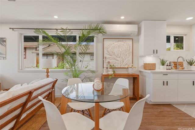 3622 A Maunalei Avenue A, Honolulu, HI 96816