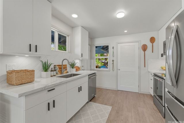 3622 A Maunalei Avenue A, Honolulu, HI 96816