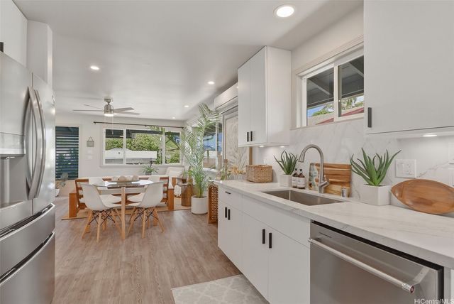 3622 A Maunalei Avenue A, Honolulu, HI 96816