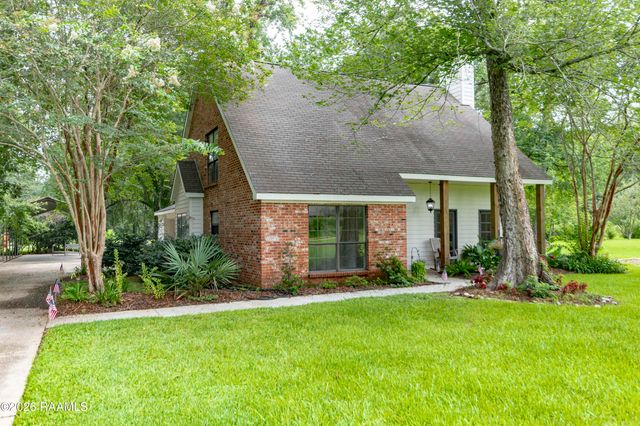 308 Burdin Road, Lafayette, LA 70508