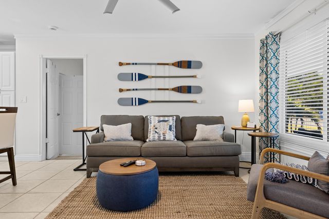 2601 NE 9th Terrace, Wilton Manors, FL 33334