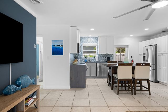 2601 NE 9th Terrace, Wilton Manors, FL 33334