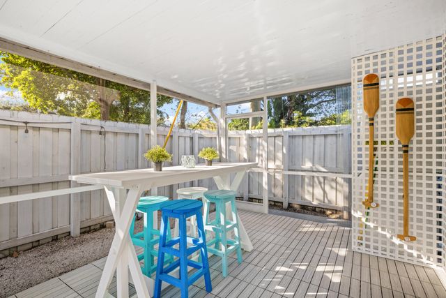 2601 NE 9th Terrace, Wilton Manors, FL 33334