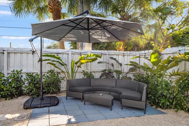 2601 NE 9th Terrace, Wilton Manors, FL 33334