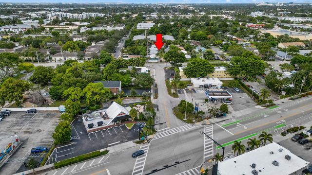 2601 NE 9th Terrace, Wilton Manors, FL 33334
