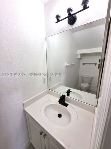 22231 SW 88th Path, Cutler Bay, FL 33190