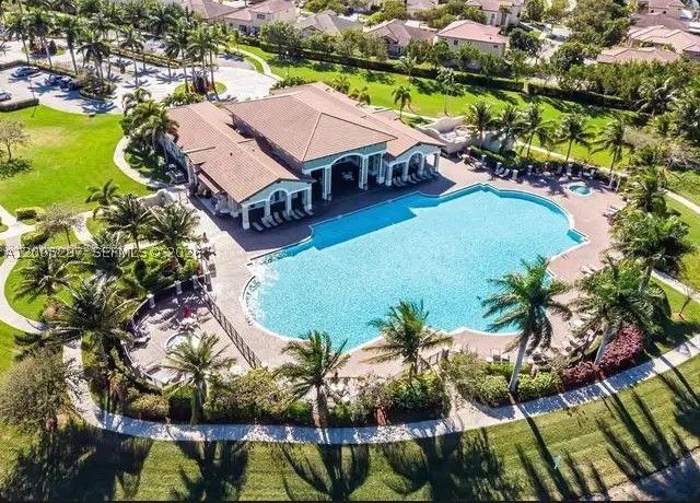 22231 SW 88th Path, Cutler Bay, FL 33190