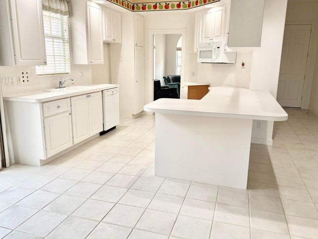 7800 Quida Drive, West Palm Beach, FL 33411