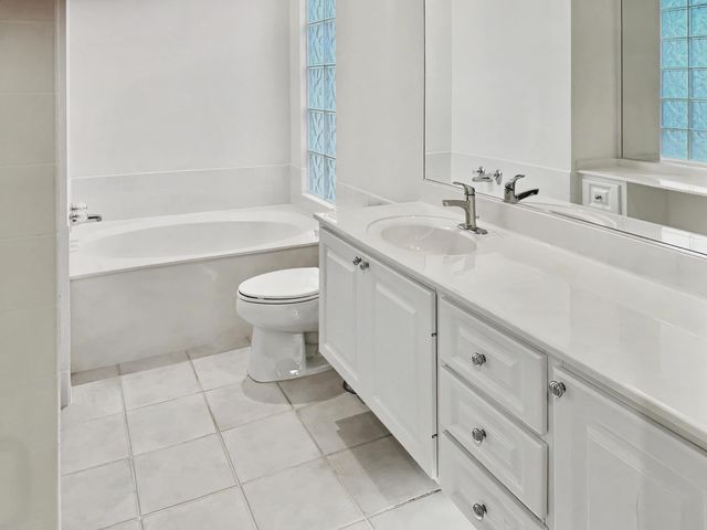 7800 Quida Drive, West Palm Beach, FL 33411