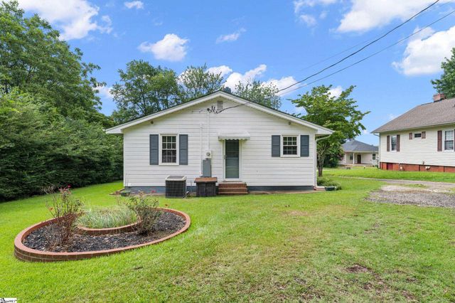 95 Lawrence Street, Lyman, SC 29365