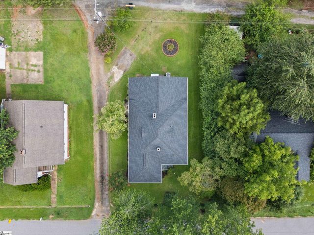 95 Lawrence Street, Lyman, SC 29365