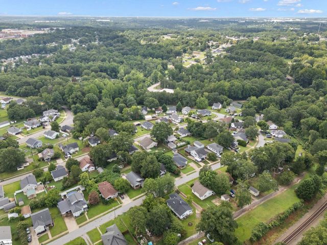 95 Lawrence Street, Lyman, SC 29365