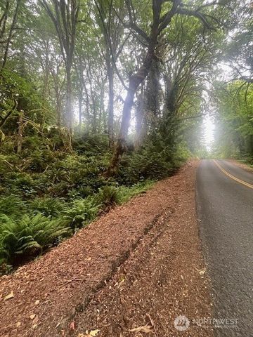 14802 Delano Road SW, Lakebay, WA 98349