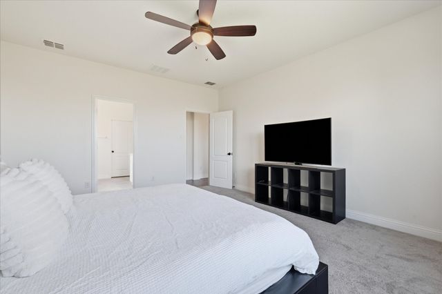 2609 Wayne Avenue, Aubrey, TX 76227