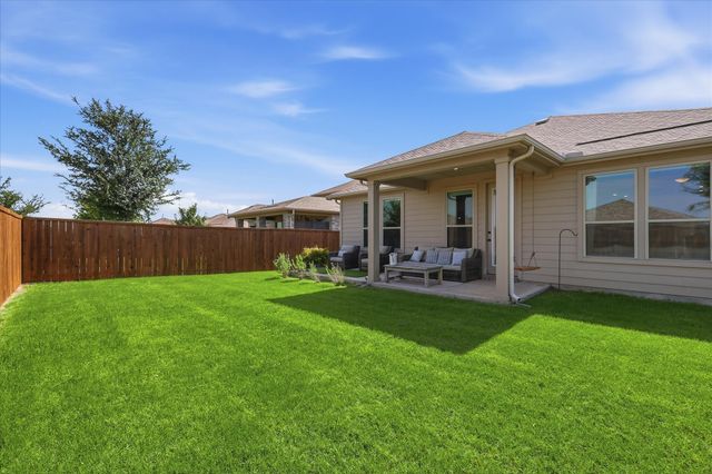 2609 Wayne Avenue, Aubrey, TX 76227