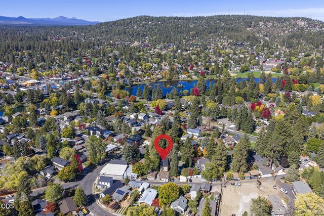 254 NW Congress Street 1 & 2, Bend, OR 97703