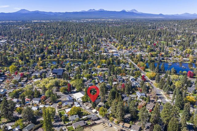 254 NW Congress Street 1 & 2, Bend, OR 97703