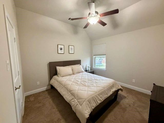 15 Twig Corner Cr, Tomball, TX 77375