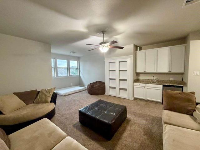 15 Twig Corner Cr, Tomball, TX 77375