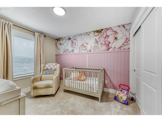 16496 FRONT Ave, Oregon City, OR 97045