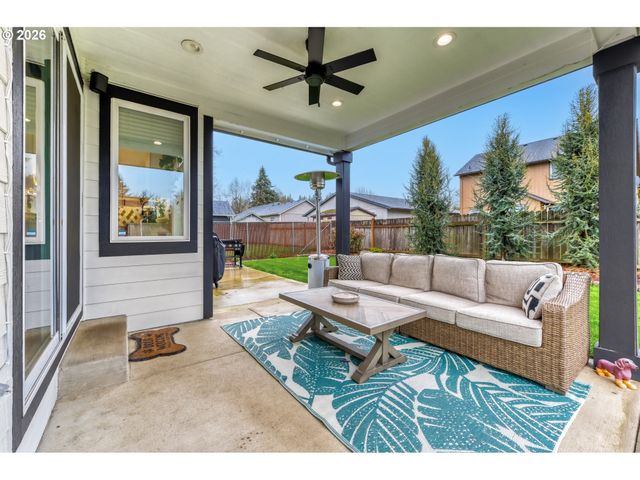 16496 FRONT Ave, Oregon City, OR 97045